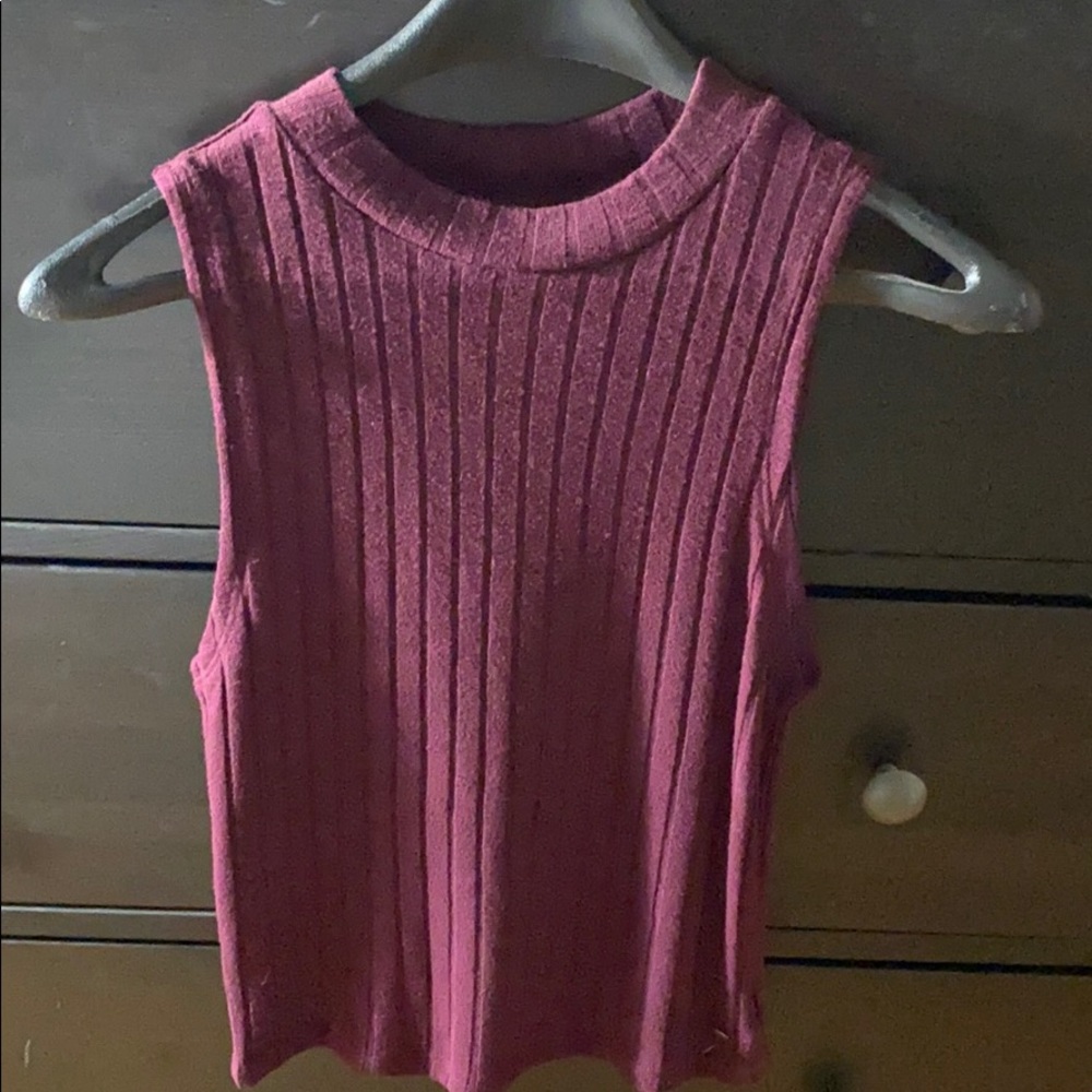 American eagle outfitters sleeveless crop top